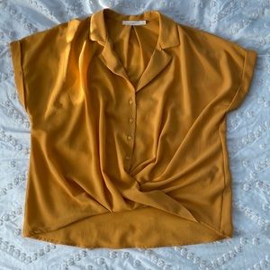 Lush short sleeve top size medium